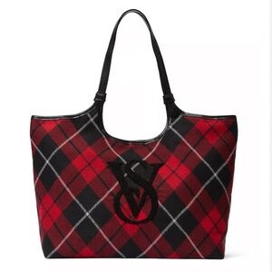 Plaid Tote Bag in Red and Black nwot